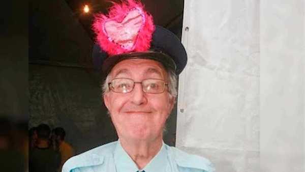 Morre Roberto Marquis, Guarda Juju de 'A Praça É Nossa'