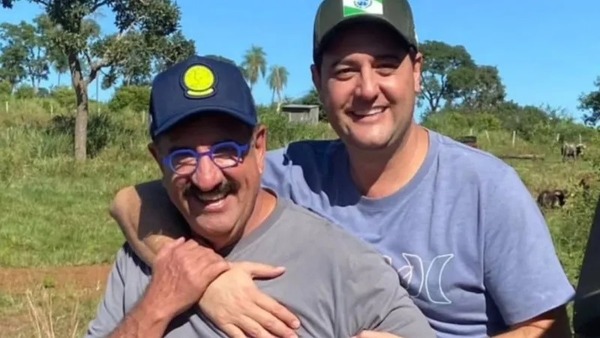 Ratinho apoia filho após desistência de candidatura à Presidência