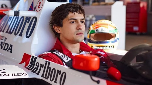Gabriel Leone explica por que não voltaria a viver Senna em série