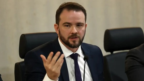 Governo propõe subsídio de R$ 1,20 ao diesel após impasse do ICMS