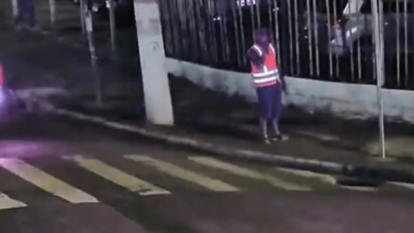 Falso estacionamento: bandidos fingem ser manobristas e furtam carros em SP