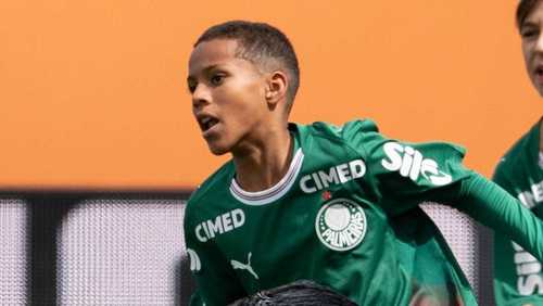 Novo Endrick? Espanhóis se encantam com joia da base do Palmeiras