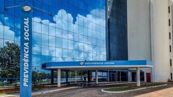 Relatório da CPMI do INSS pede prisão de Lulinha, diz senador Girão