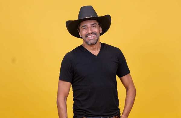 Alberto Cowboy avalia voltar aos EUA após 'BBB': 'Quero ver oportunidades'
