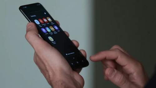 Grécia proíbe redes sociais para menores de 15 anos para combater vício