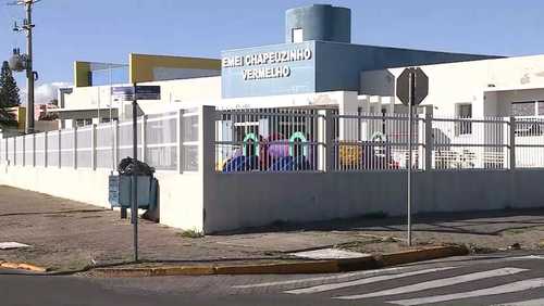 Professora foge após ser gravada agredindo bebê em escola no RS