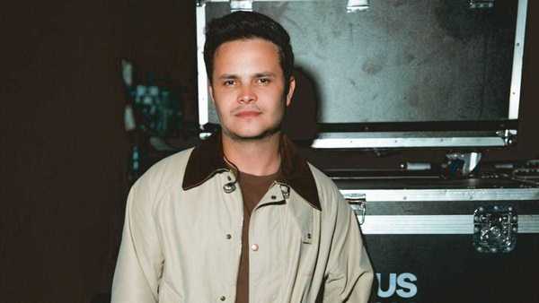 Por que Matheus, da dupla com Kauan, aparece de surpresa em casamentos?