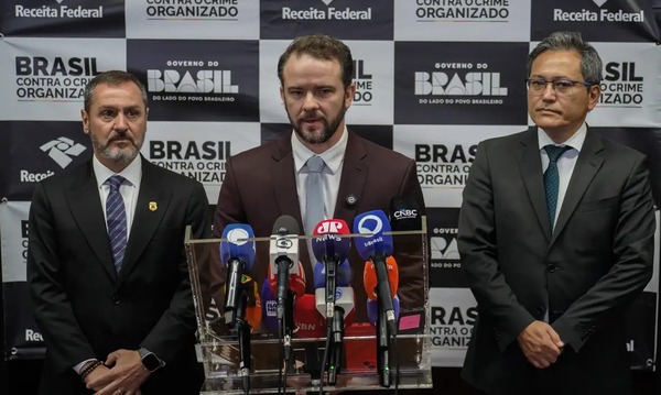 Brasil e EUA anunciam acordo de combate ao tráfico de armas e drogas