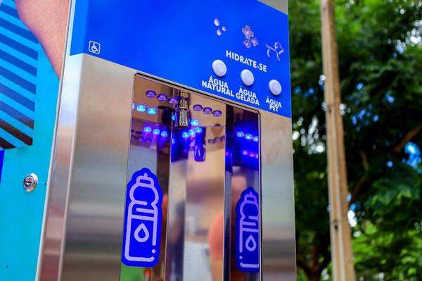Prefeitura instala bebedouros inteligentes nos espaços públicos de Ribeirão Preto