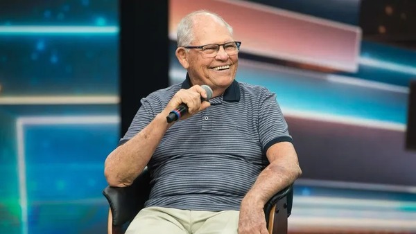 Irmã de Silvio Matos lamenta morte do ator: "Vai descansar por um tempo"