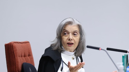 Cármen Lúcia defende independência do Judiciário e Código de Conduta