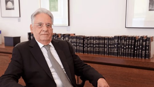 Justiça determina interdição do ex-presidente Fernando Henrique Cardoso