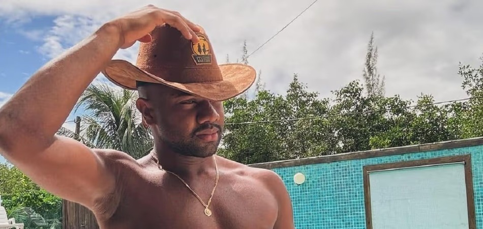 Davi Brito garante que nunca fará conteúdo adulto: 'Respeito aos meus fãs'