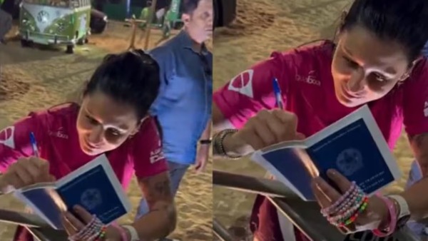 Ana Castela "assina" carteira de trabalho de fã sem perceber e se arrepende