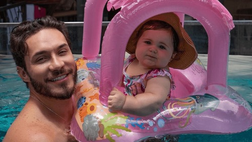 Eliezer diz que babá tentou abafar choro da filha com lençol: "Desespero"