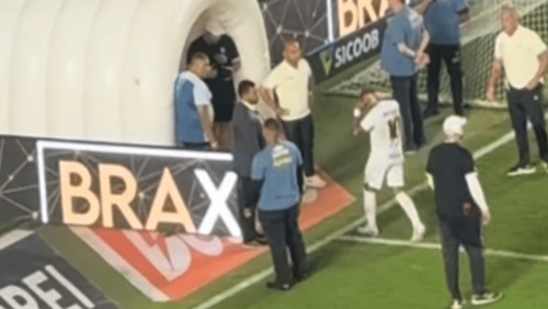 Provocação ou coceira? Neymar amplia polêmicas no Santos no ano da Copa