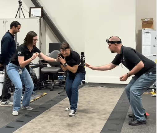 Astronauta da Artemis faz reabilitação após volta à Terra: 'Grande desafio'