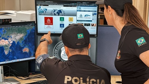 PF retira credencial de agente dos EUA após expulsão de delegado brasileiro