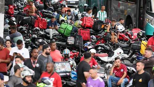 Venda ilegal de mochilas de delivery facilita crimes de falsos entregadores