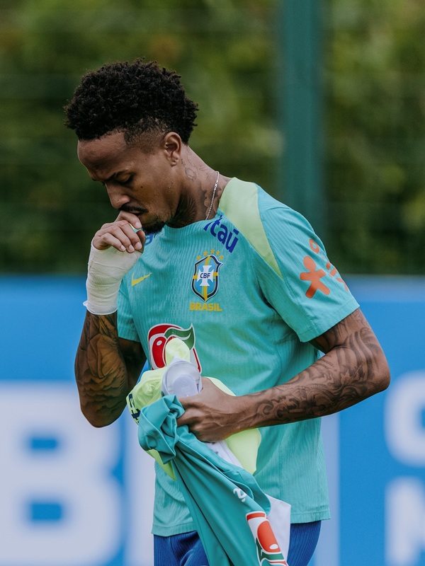 Militão fará cirurgia e está fora da Copa; saiba o tempo de recuperação