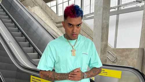 MC Brinquedo anuncia fim da carreira no funk: "Entrego minha vida a Jesus"