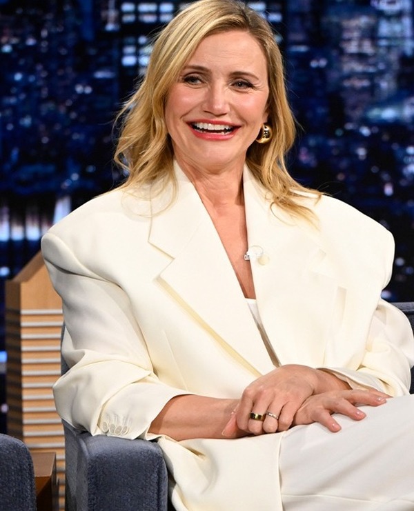 Cameron Diaz anuncia nascimento do terceiro filho: 'Abençoados'