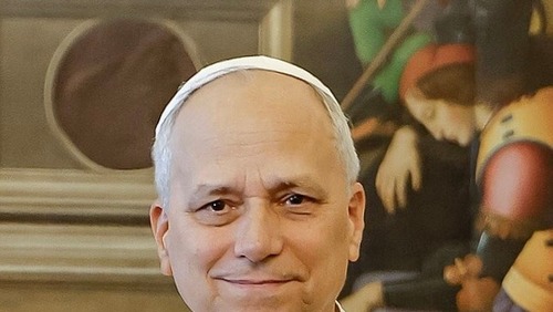 Papa Leão XIV liga para banco nos EUA e tem atendimento recusado
