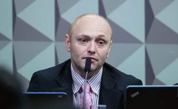 Moraes autoriza progressão de pena de Walter Delgatti para o regime aberto