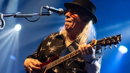 Morre Luiz Carlini, um dos fundadores da banda Tutti Frutti, com Rita Lee