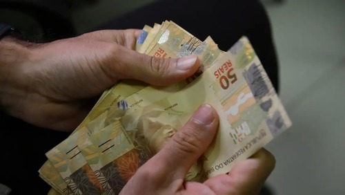 Poupança tem retirada líquida de R$ 476,4 milhões em abril