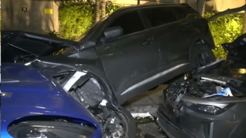 Motorista de Porsche embriagado bate em carros estacionados em SP