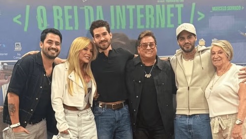 Leonardo e Zé Felipe prestigiam João Guilherme em pré-estreia de filme