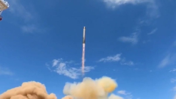 Rússia realiza teste do míssil mais potente do mundo apelidado de 'Satanás'