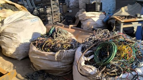 PM recupera 300 kg de fios furtados de empresa de telefonia em Ribeirão Preto