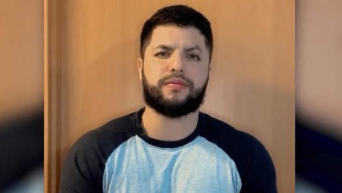Homem com 55 mil 'matches' é banido do Tinder e ganha processo de R$ 8 mil