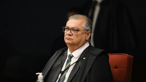 Dino abre apuração sobre emendas parlamentares para produtora do filme de Bolsonaro
