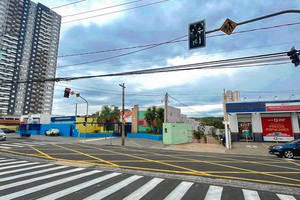 Novo semáforo entra em operação na zona Leste de Ribeirão Preto