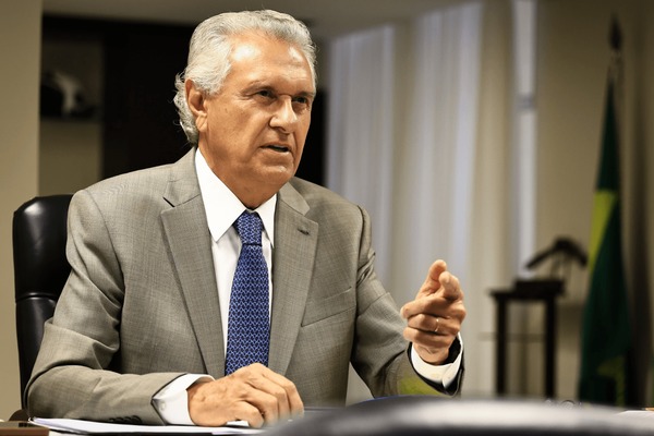 Caiado diz que 'pessoa contaminada' por banqueiro não pode ser presidente