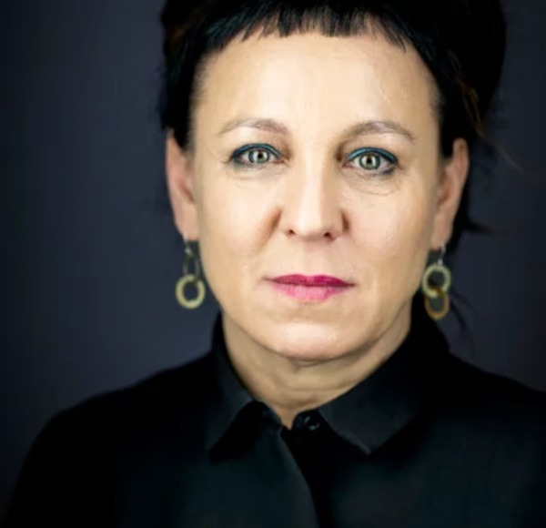 Vencedora do Nobel de Literatura admite uso de IA para 'embelezar' ideias