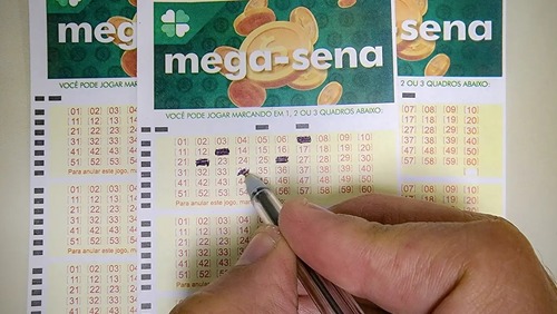 Mega-Sena não tem ganhador; prêmio acumula e vai a R$ 6 milhões