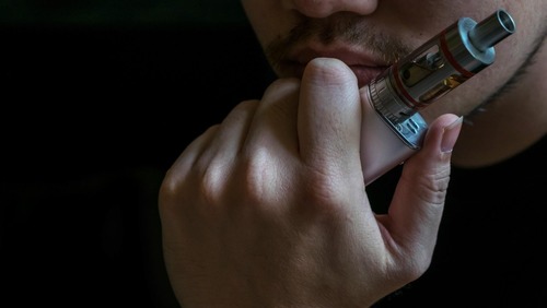 Prefeitura de Ribeirão Preto reforça acolhimento a jovens usuários de cigarro eletrônico