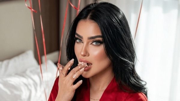 MC Mirella descarta parar com conteúdo adulto na internet: "Sou a número 1"