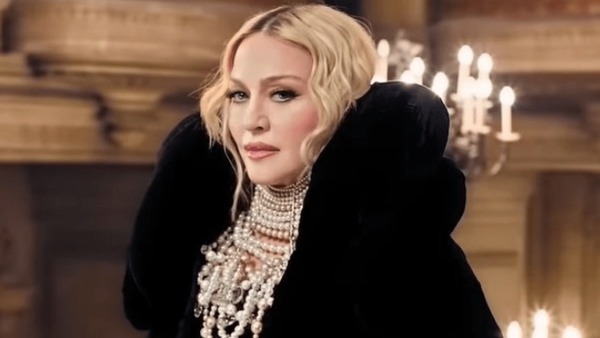 Madonna critica celulares em shows: "Mudam a forma como as pessoas vivem"