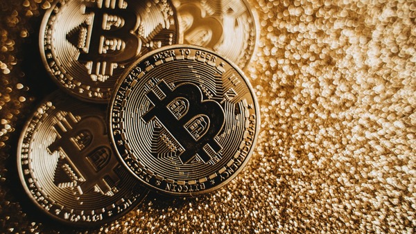 Facções do Rio usam fazendas de criptomoedas para lavar dinheiro do tráfico