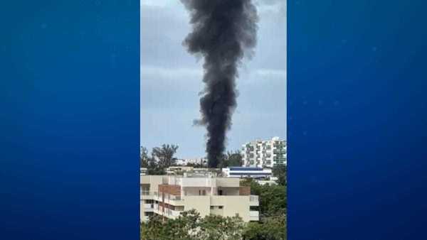 Queda de duas aeronaves provoca explosões e deixa ao menos 6 mortos no RJ