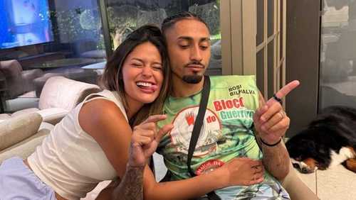 Esposa de Raphinha rebate críticas após empate da Seleção Brasileira