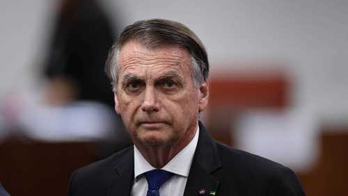 PM encontra arma registrada em nome de Bolsonaro com sargento do GSI