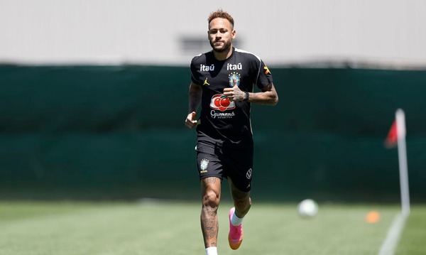 Neymar vai a campo pela primeira vez em treino da seleção brasileira nos EUA