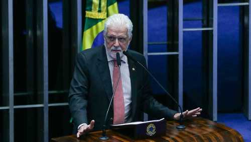 Jaques Wagner, líder do governo Lula, é alvo de operação no Caso Master