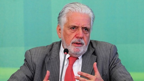 Jaques Wagner diz que sua relação com Vorcaro é ‘praticamente zero’